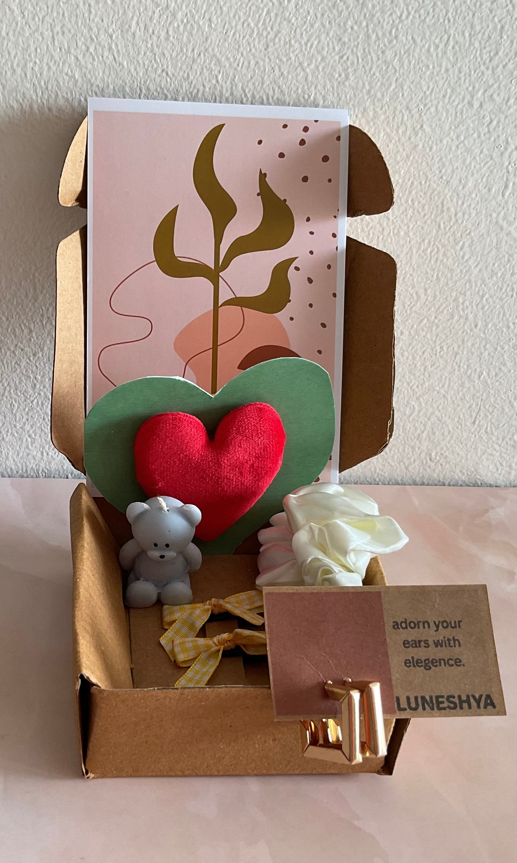 Compact Box