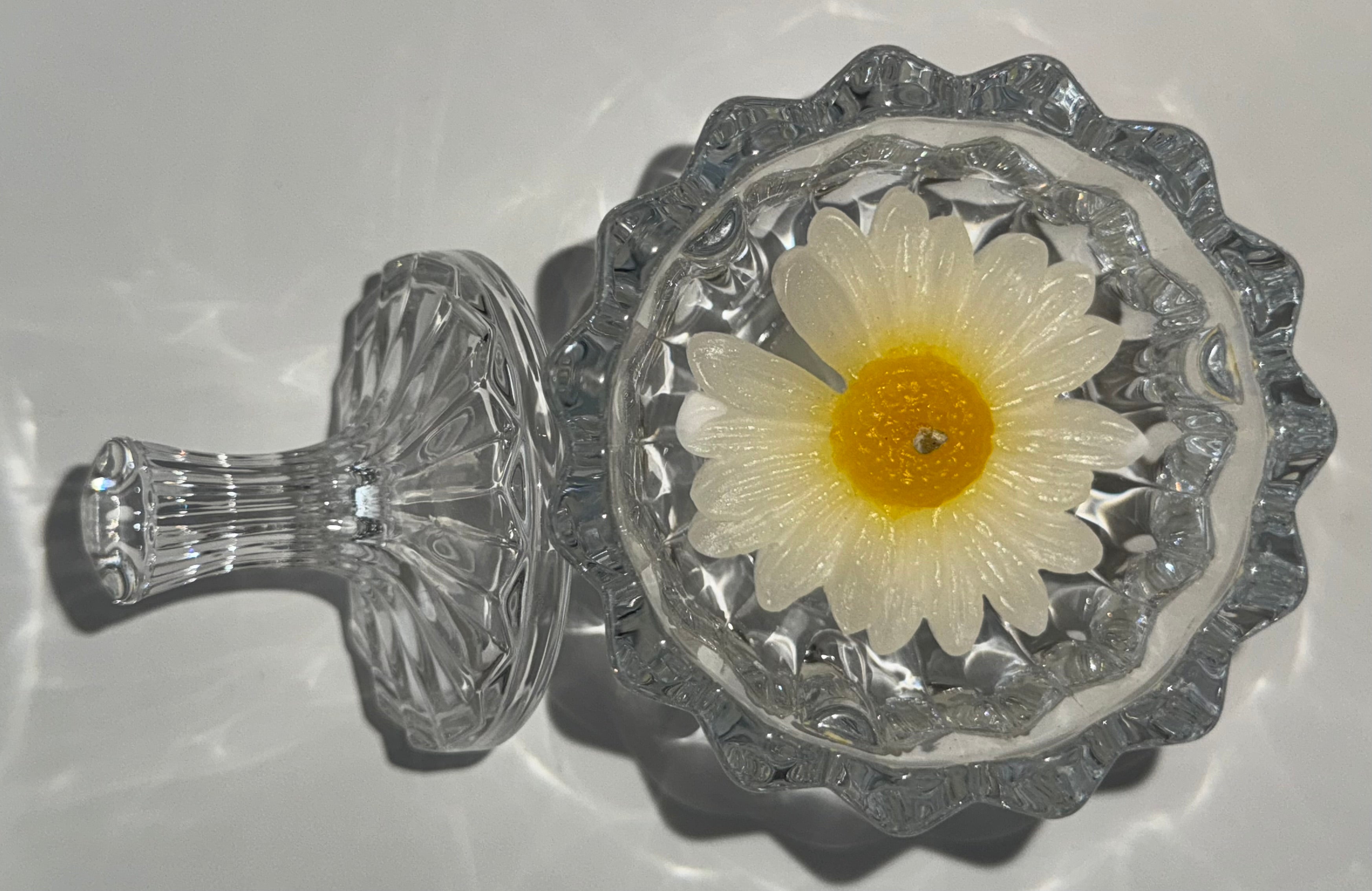 Ivory Bloom (Floral candle-White) 1pc